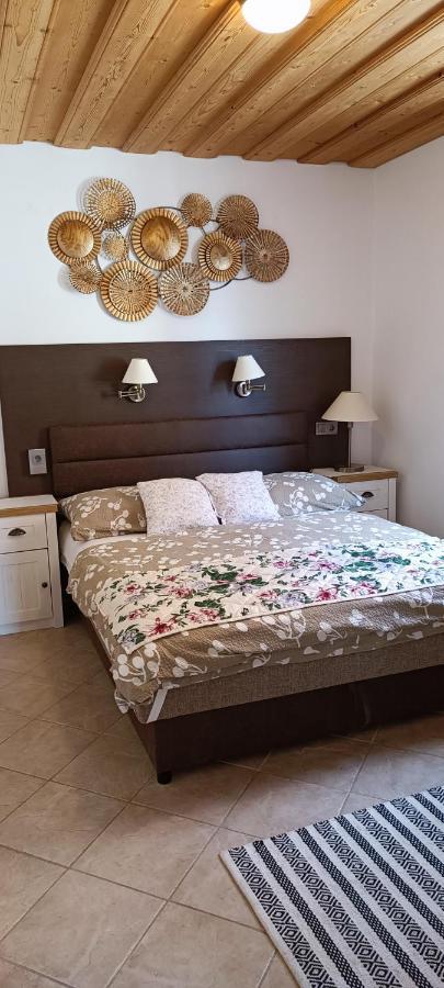 Appartamento Rozsa Apartman Zalakaros Esterno foto