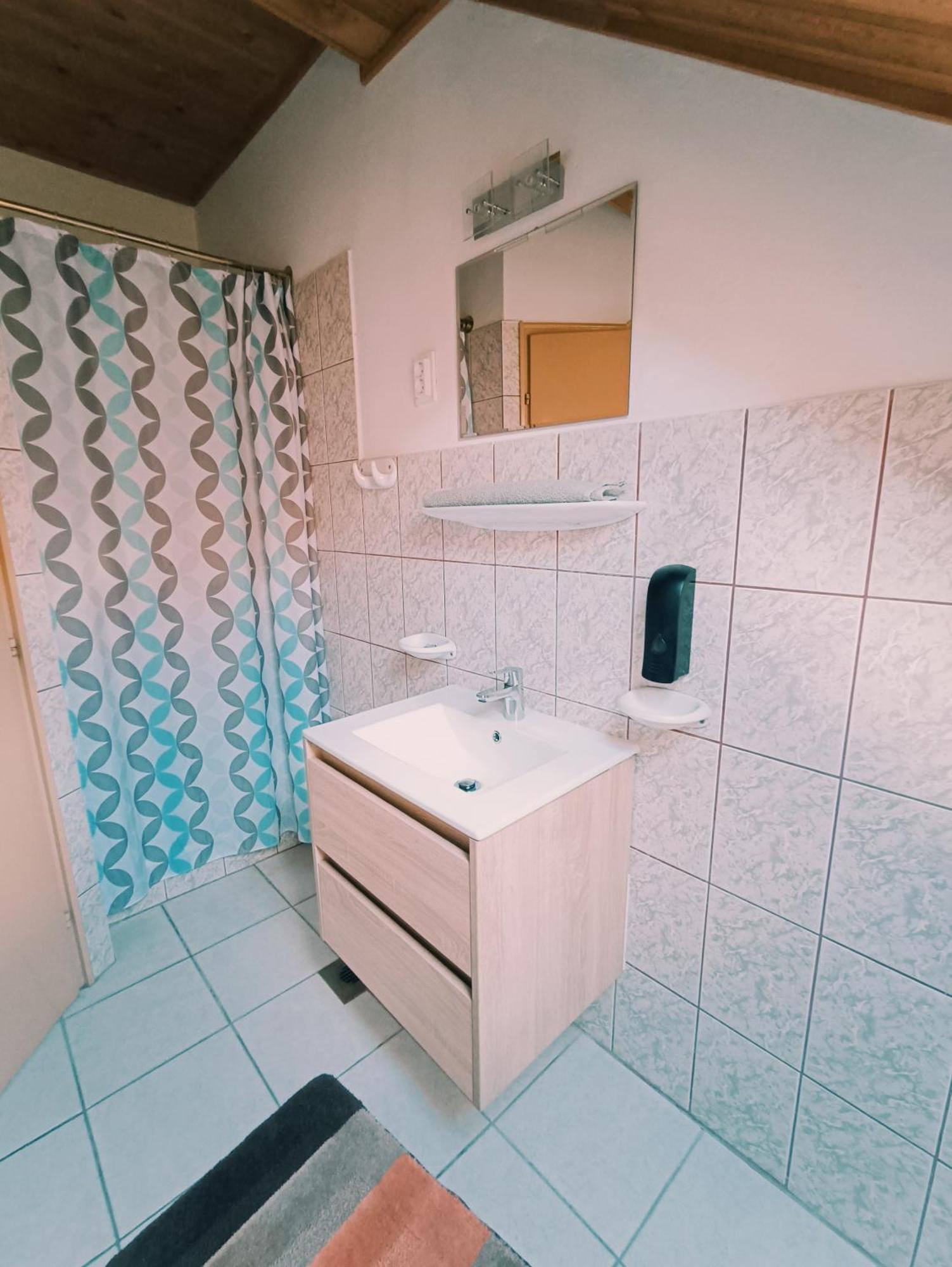 Appartamento Rozsa Apartman Zalakaros Esterno foto