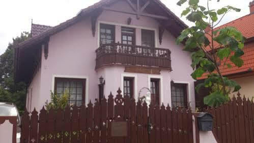 Appartamento Rozsa Apartman Zalakaros Esterno foto